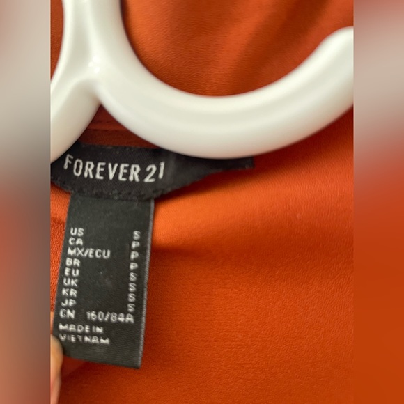 Forever 21 office wear blouse - Picture 3 of 3